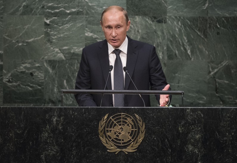 Putin Says Syrians Must Decide Own Political Destiny